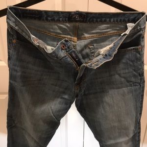 Lucky Brand 221 Original Straight men’s jeans.
